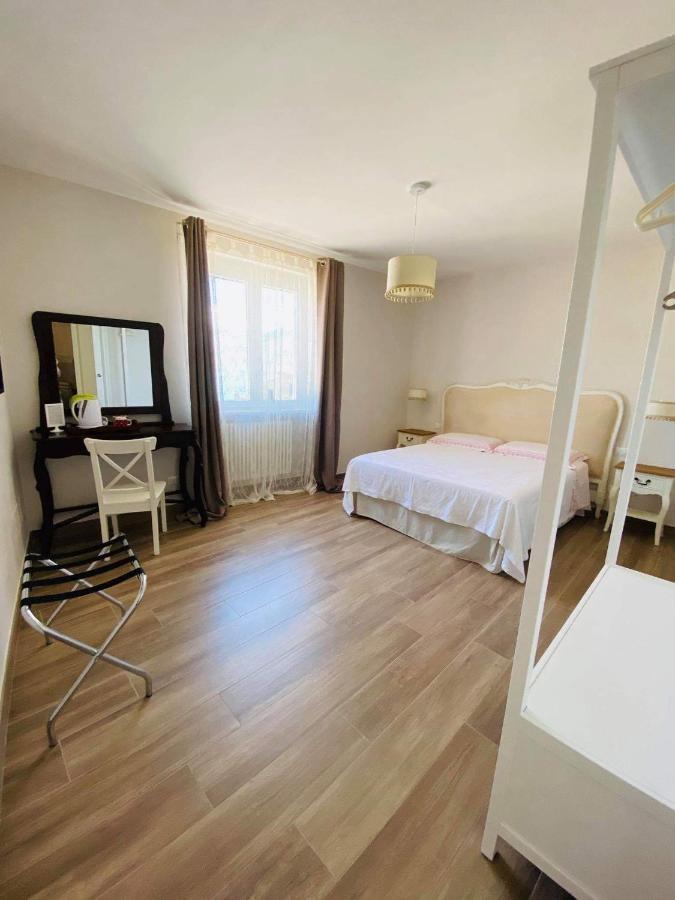 Santa Lucia B&B Гаета Екстер'єр фото