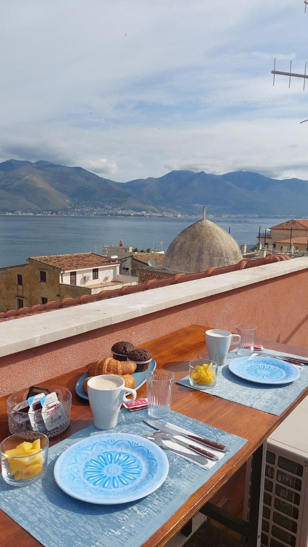Santa Lucia B&B Гаета Екстер'єр фото