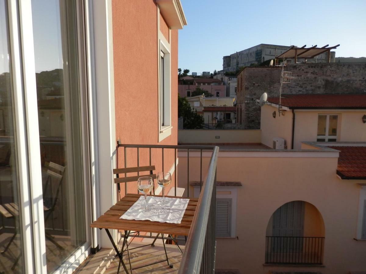 Santa Lucia B&B Гаета Екстер'єр фото