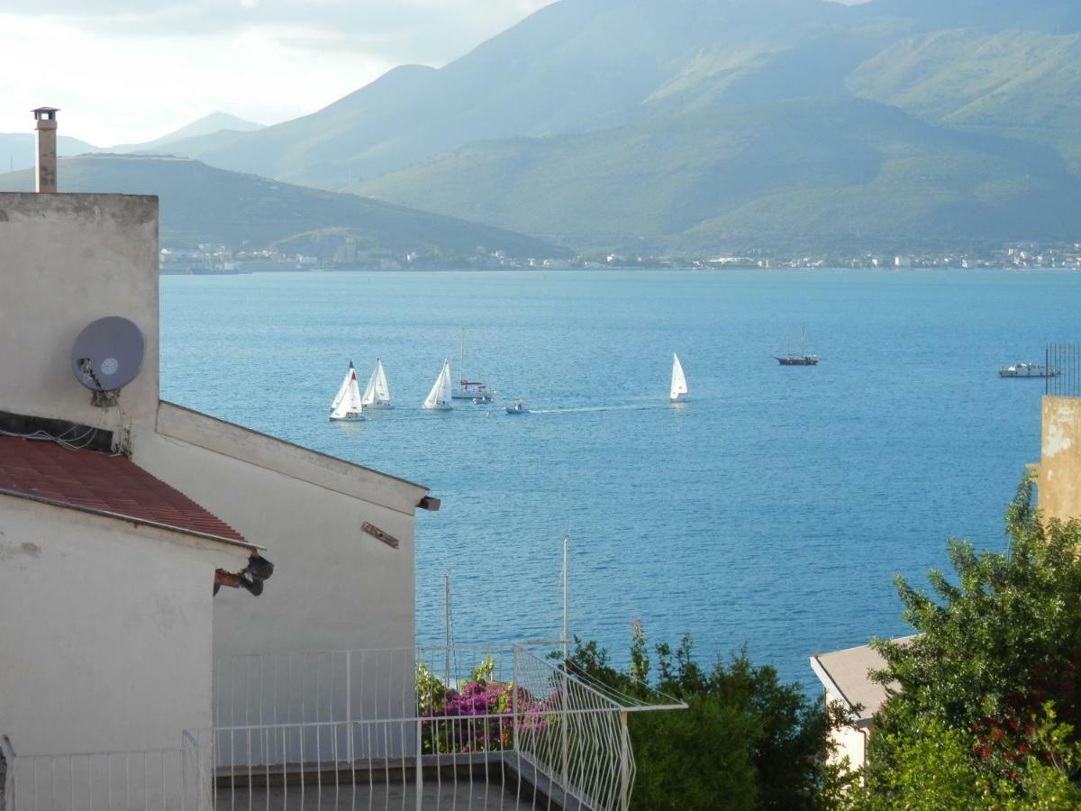 Santa Lucia B&B Гаета Екстер'єр фото